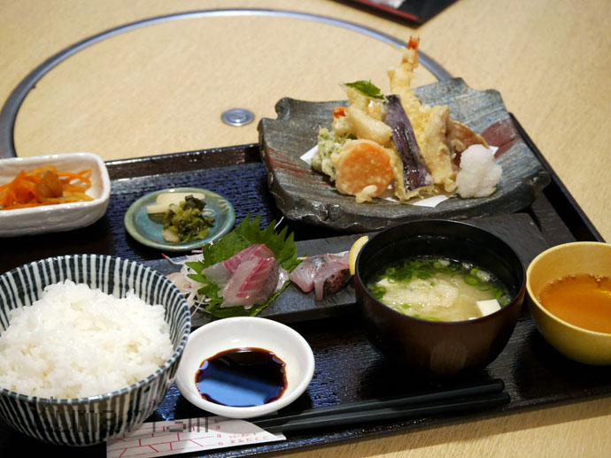 志みず創彩のお刺身と天ぷらの定食